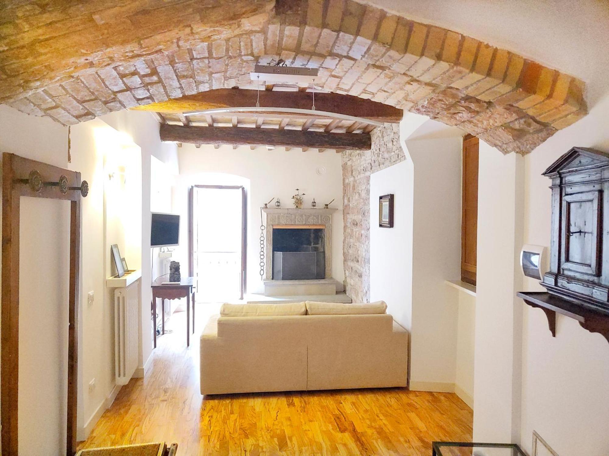 All'Ombra Di San Francesco - Centralissimo - A 110 Mt Dalla Basilica - Myassisisuite, I Dettagli Che Fanno La Differenza Экстерьер фото